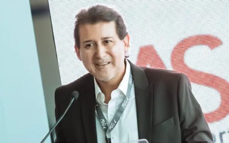 Desarrollo aeronáutico: Iván Navarro lidera esfuerzos para consolidar el hub de la región